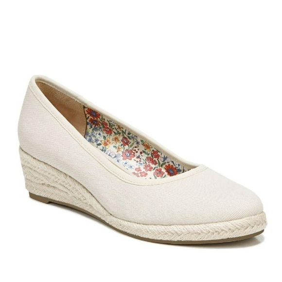 LifeStride Karma Wedge Slip On - Picture 1 of 7